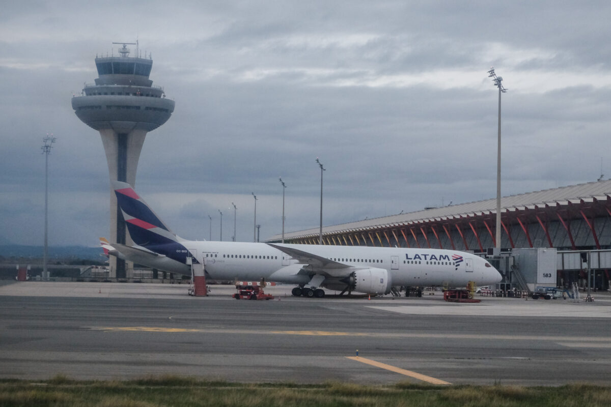 Spagna, al via i controlli su chi arriva dall’Italia: come funzionano, quali documenti servono e cosa fare per evitare problemi Spagna, al via i controlli su chi arriva dall’Italia: come funzionano, quali documenti servono e cosa fare per evitare problemi
