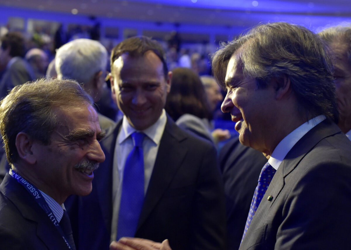 Banco Bpm, martedì il Cda straordinario sull’Ops di Mps: la partita si riapre e Crédit Agricole può decidere tutto Banco Bpm, martedì il Cda straordinario sull’Ops di Mps: la partita si riapre e Crédit Agricole può decidere tutto