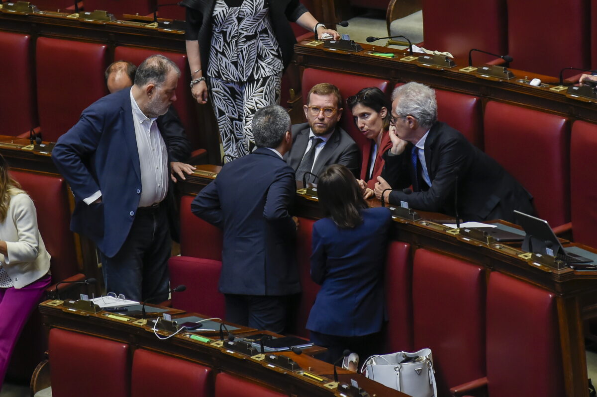 Vannacci da isolare (e in fretta), Gualtieri carta segreta del Pd: i retroscena che muovono la corsa al voto del 2027 Vannacci da isolare (e in fretta), Gualtieri carta segreta del Pd: i retroscena che muovono la corsa al voto del 2027