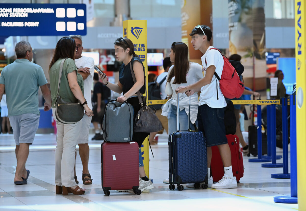 Dal “digital” all’abitudinario, i cinque volti del turista italiano. L’identikit Dal “digital” all’abitudinario, i cinque volti del turista italiano. L’identikit
