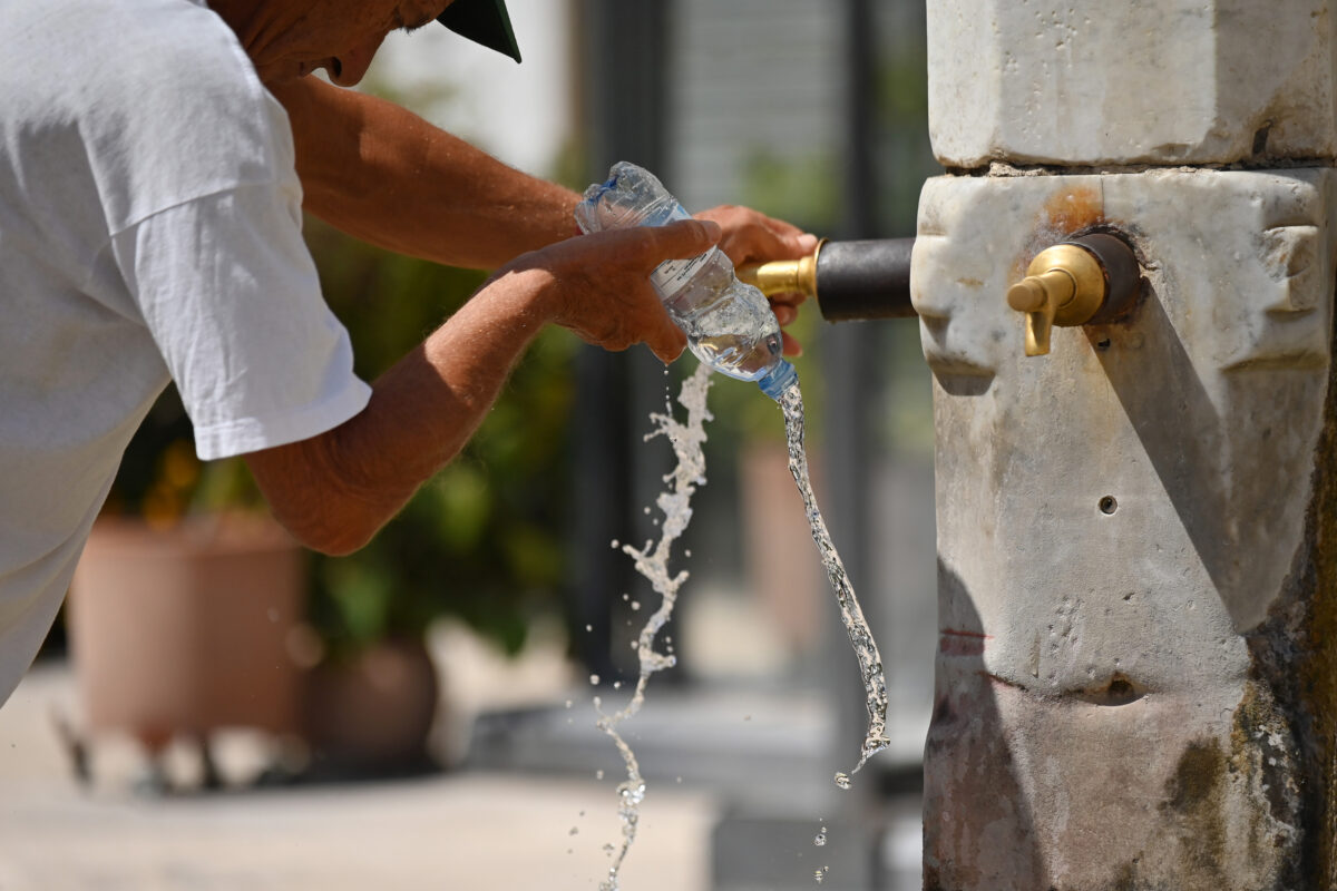 Caldo, la tortura non è finita: temperature oltre i 40 gradi. Ecco quando e dove Caldo, la tortura non è finita: temperature oltre i 40 gradi. Ecco quando e dove