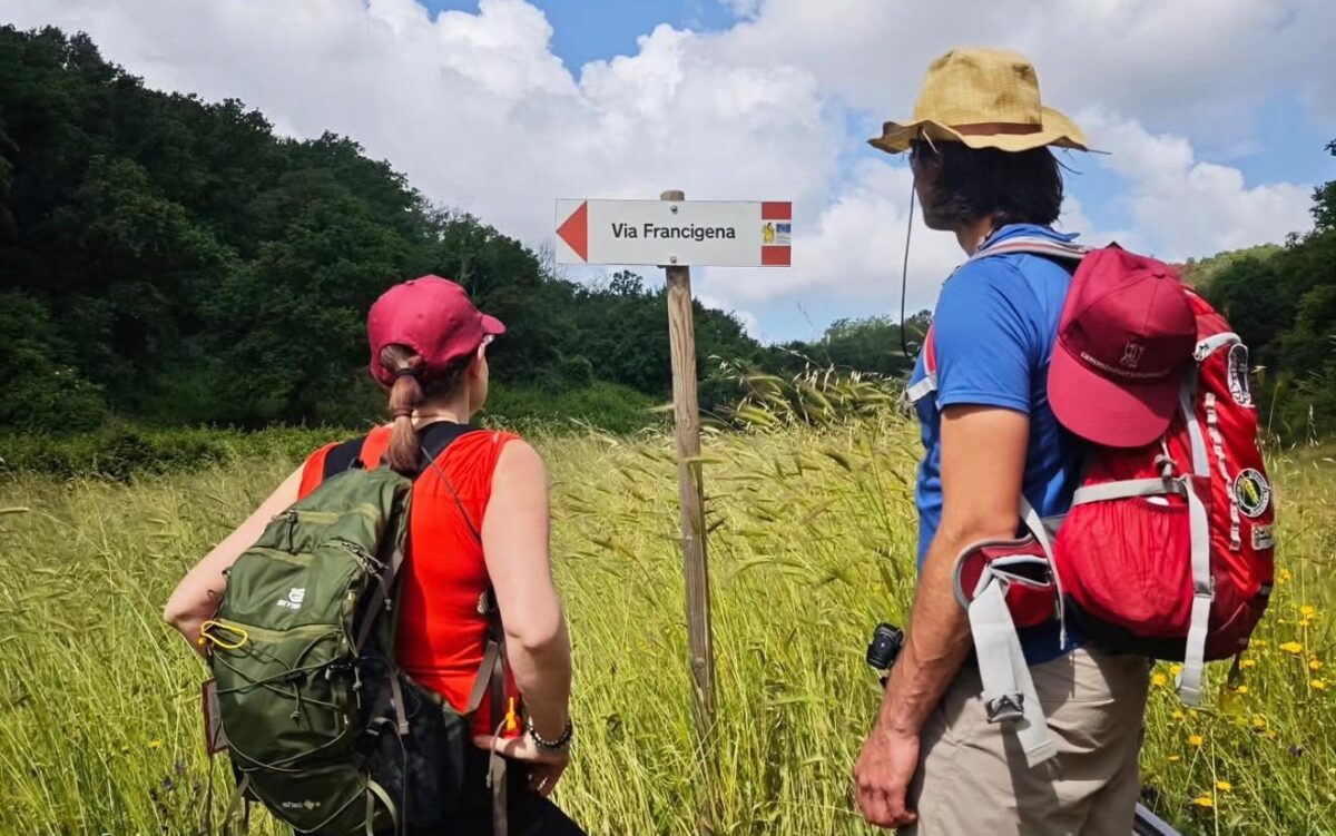 La Via Francigena entra nell’era digitale: un’app accompagna i pellegrini fino a Roma in tutte le lingue La Via Francigena entra nell’era digitale: un’app accompagna i pellegrini fino a Roma in tutte le lingue