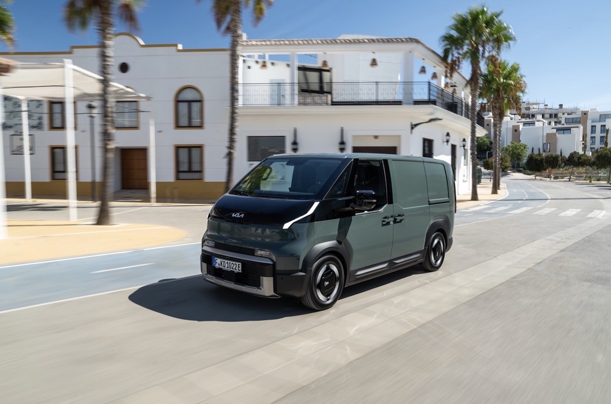Kia PV5 domina il mercato europeo dei van elettrici