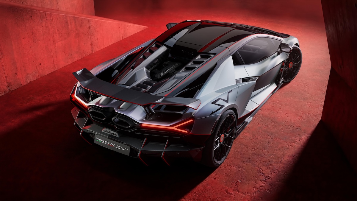 Revuelto SV: la Lamborghini V12 ibrida più potente di sempre