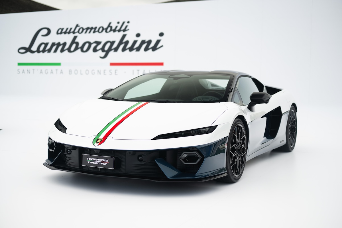 Lamborghini svela a The Quail la nuova Revuelto SV da 1.065 CV Lamborghini svela a The Quail la nuova Revuelto SV da 1.065 CV
