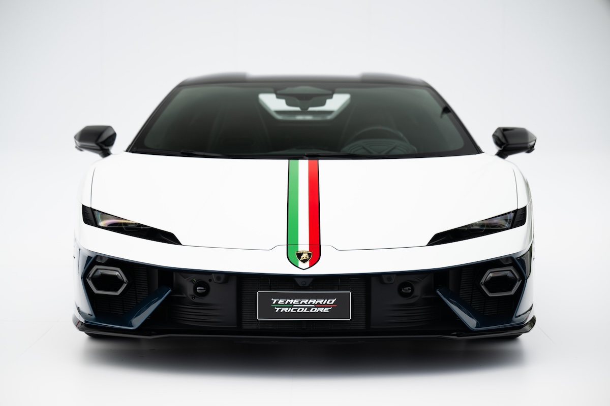 Lamborghini svela a The Quail la nuova Revuelto SV da 1.065 CV Lamborghini svela a The Quail la nuova Revuelto SV da 1.065 CV