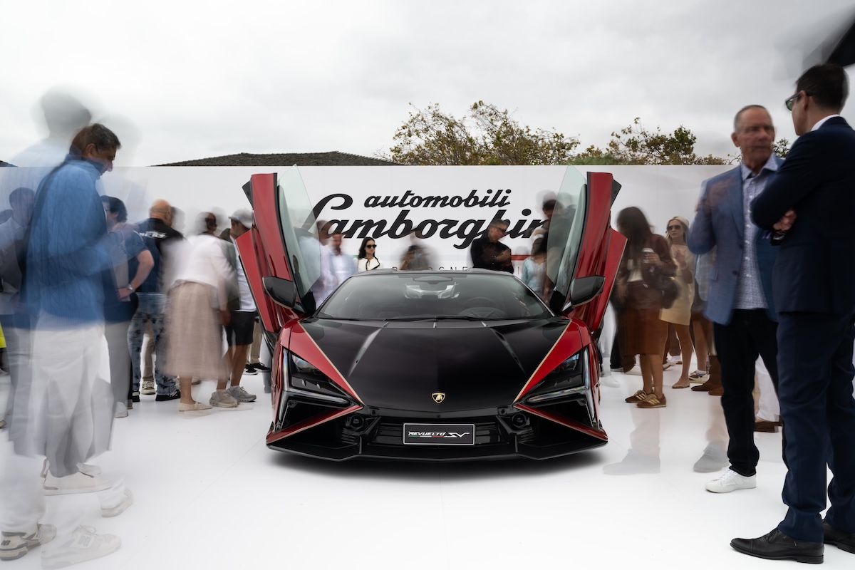 Lamborghini svela a The Quail la nuova Revuelto SV da 1.065 CV Lamborghini svela a The Quail la nuova Revuelto SV da 1.065 CV