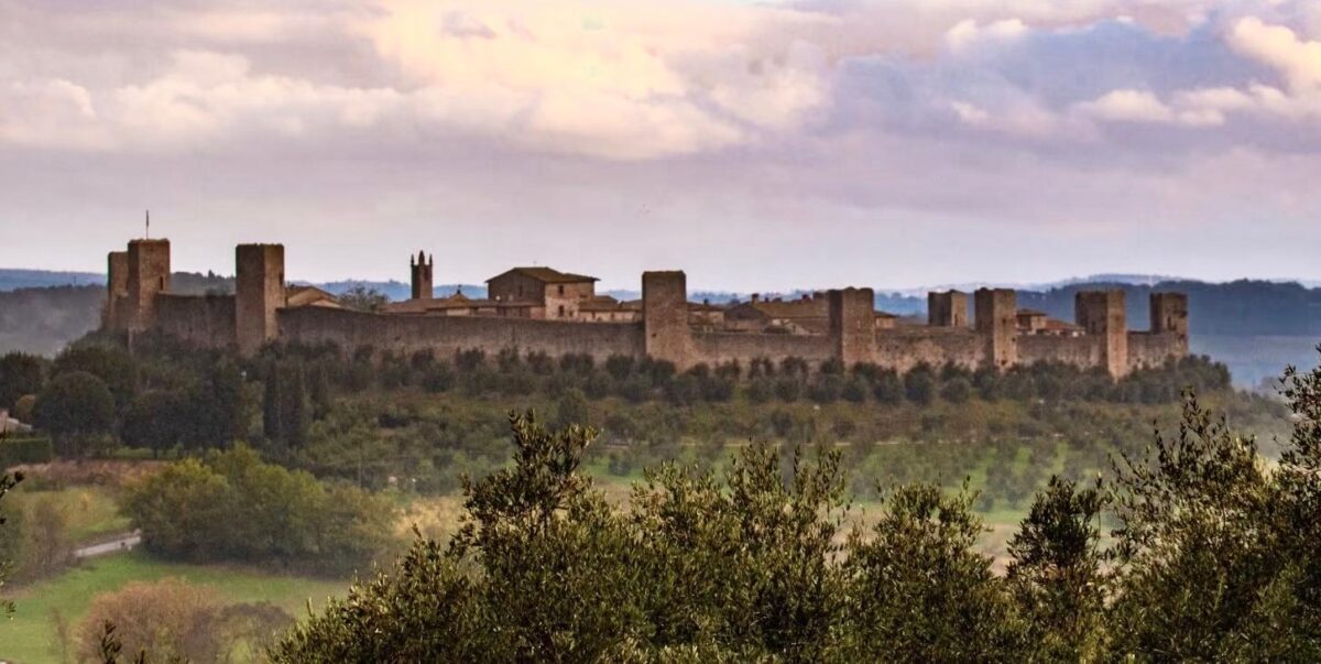 La Via Francigena entra nell’era digitale: un’app accompagna i pellegrini fino a Roma in tutte le lingue La Via Francigena entra nell’era digitale: un’app accompagna i pellegrini fino a Roma in tutte le lingue