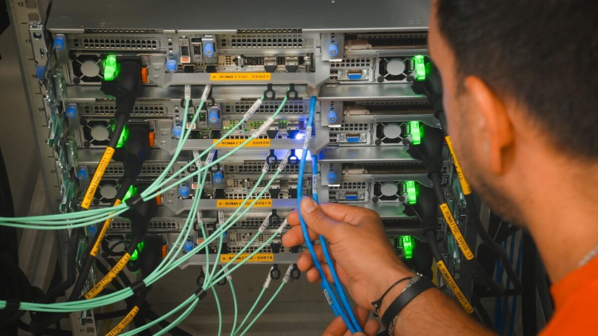 FiberCop trasforma le centrali in oltre 100 edge data center: primo hub attivo a Roma, nuovi siti in cinque città FiberCop trasforma le centrali in oltre 100 edge data center: primo hub attivo a Roma, nuovi siti in cinque città