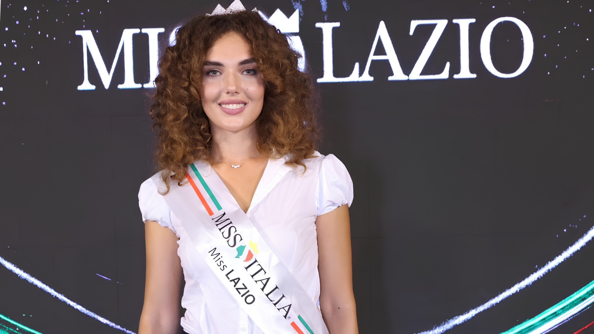 Si chiama Michela Meli la nuova Miss Lazio 2026: da Roma al sogno di Miss Italia Si chiama Michela Meli la nuova Miss Lazio 2026: da Roma al sogno di Miss Italia