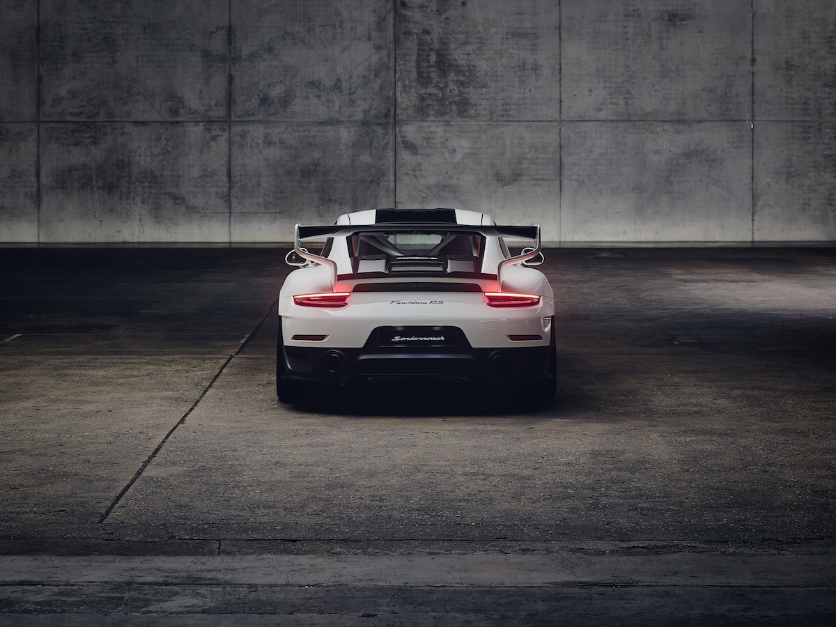 Porsche rilancia la Flachbau RS: capolavoro Sonderwunsch Porsche rilancia la Flachbau RS: capolavoro Sonderwunsch
