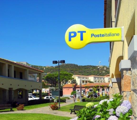 Poste Italiane, “Camera con Vista” torna nel 2026: soggiorni gratuiti per dipendenti e famiglie in 21 località Poste Italiane, “Camera con Vista” torna nel 2026: soggiorni gratuiti per dipendenti e famiglie in 21 località