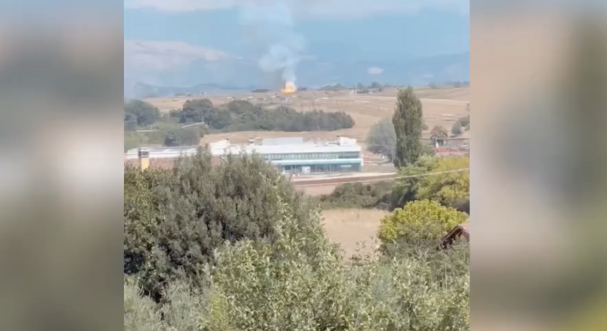 Colleferro, incendio nello stabilimento ex Simmel Difesa: le immagini dell’esplosione – VIDEO Colleferro, incendio nello stabilimento ex Simmel Difesa: le immagini dell’esplosione – VIDEO