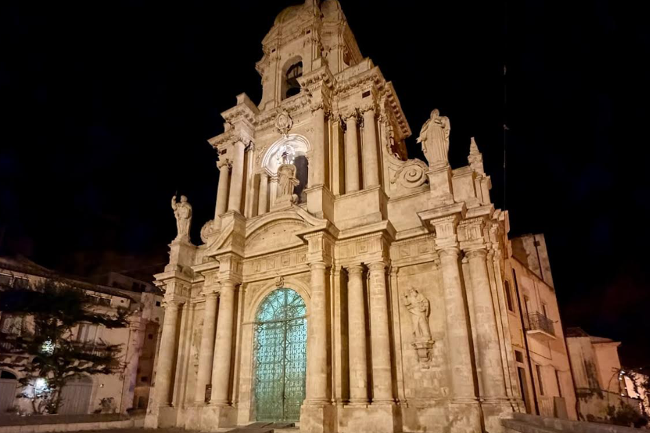 Il Ragusano scommette sul turismo spirituale: la Rete Mondiale accende i riflettori sugli Iblei Il Ragusano scommette sul turismo spirituale: la Rete Mondiale accende i riflettori sugli Iblei