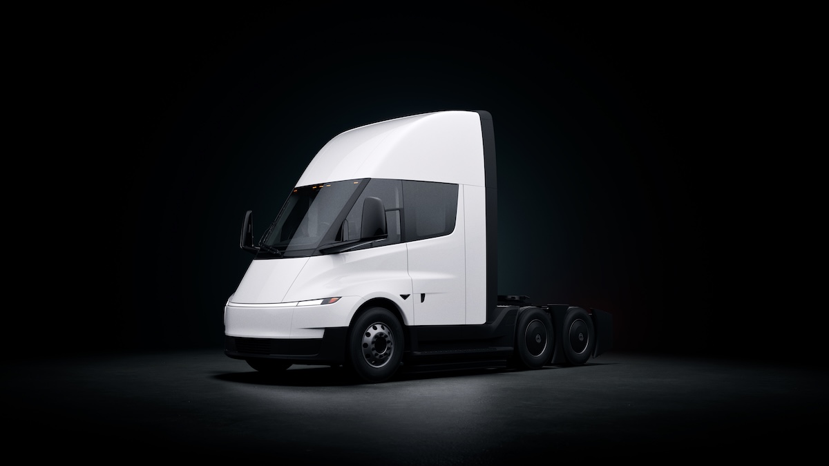 Tesla Semi arriva in Europa: ad Hannover il debutto Tesla Semi arriva in Europa: ad Hannover il debutto
