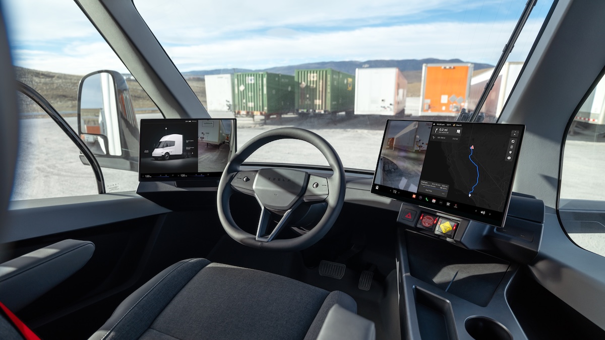 Tesla Semi arriva in Europa: ad Hannover il debutto Tesla Semi arriva in Europa: ad Hannover il debutto