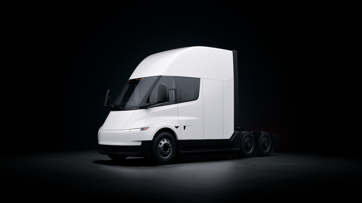 Tesla Semi arriva in Europa: ad Hannover il debutto Tesla Semi arriva in Europa: ad Hannover il debutto