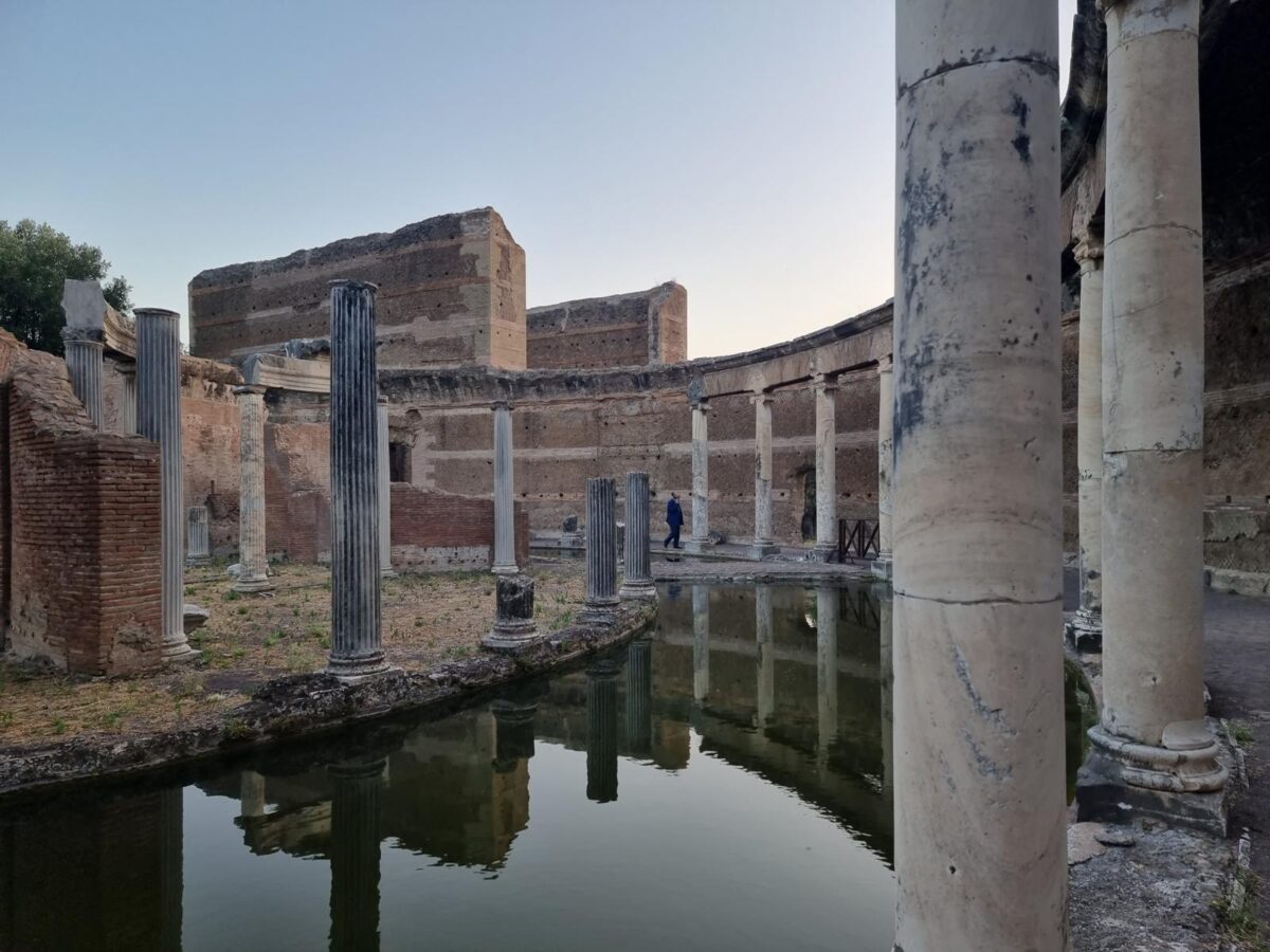 Serate di arte e di stelle a Tivoli, passaggi segreti tra storia, mito e leggenda di Villa Adriana e Villa d’Este Serate di arte e di stelle a Tivoli, passaggi segreti tra storia, mito e leggenda di Villa Adriana e Villa d’Este