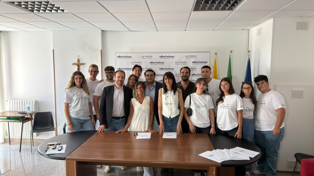 La Piazza, a Ceglie Messapica la conferenza stampa di presentazione. Ecco tutte le novità dell’edizione 2026-VIDEO La Piazza, a Ceglie Messapica la conferenza stampa di presentazione. Ecco tutte le novità dell’edizione 2026-VIDEO