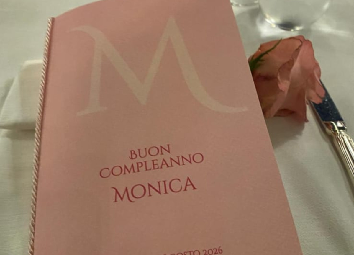 Monica Setta festeggia il compleanno in Puglia, festa da favola alla Masseria Torre Maizza Monica Setta festeggia il compleanno in Puglia, festa da favola alla Masseria Torre Maizza