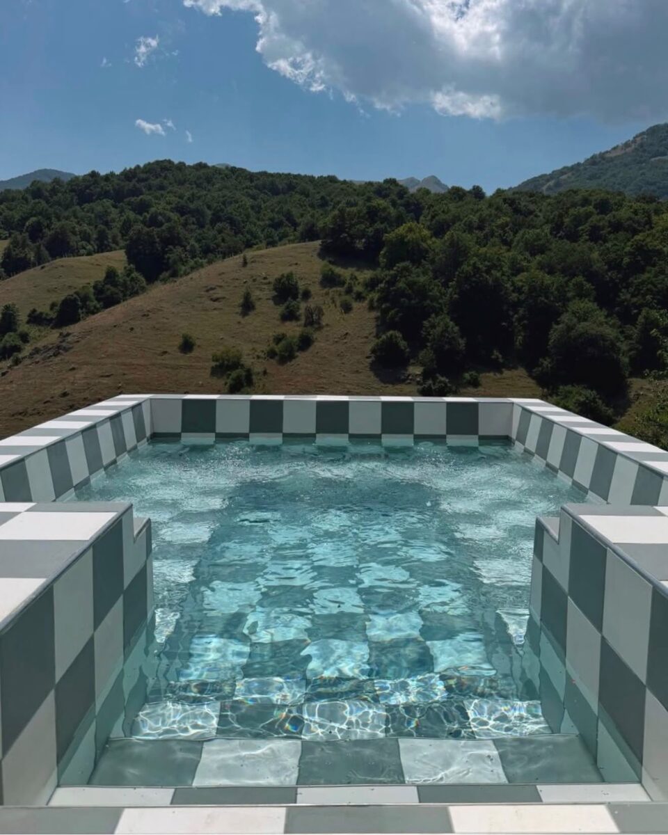 L’Abruzzo è chic a Pescasseroli nella villa immersa nel Parco Nazionale, oggi boutique hotel di lusso