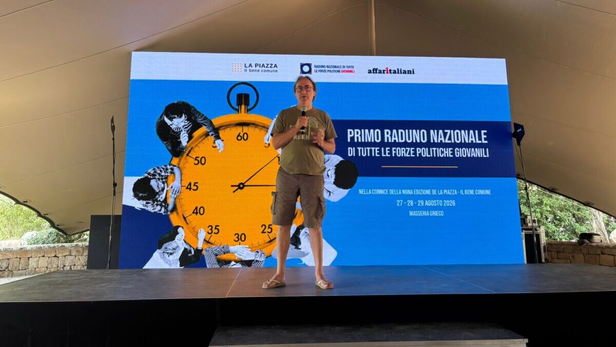 La Piazza 2026, Bonelli al raduno delle giovani forze politiche lancia l’allarme: “Le oligarchie tecnologiche possono condizionare le democrazie” La Piazza 2026, Bonelli al raduno delle giovani forze politiche lancia l’allarme: “Le oligarchie tecnologiche possono condizionare le democrazie”