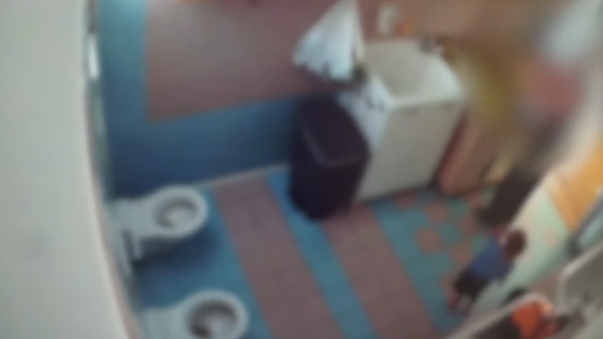 Bambini umiliati e punizioni degradanti all’asilo nido: due educatrici ai domiciliari nel Monzese. VIDEO Bambini umiliati e punizioni degradanti all’asilo nido: due educatrici ai domiciliari nel Monzese. VIDEO