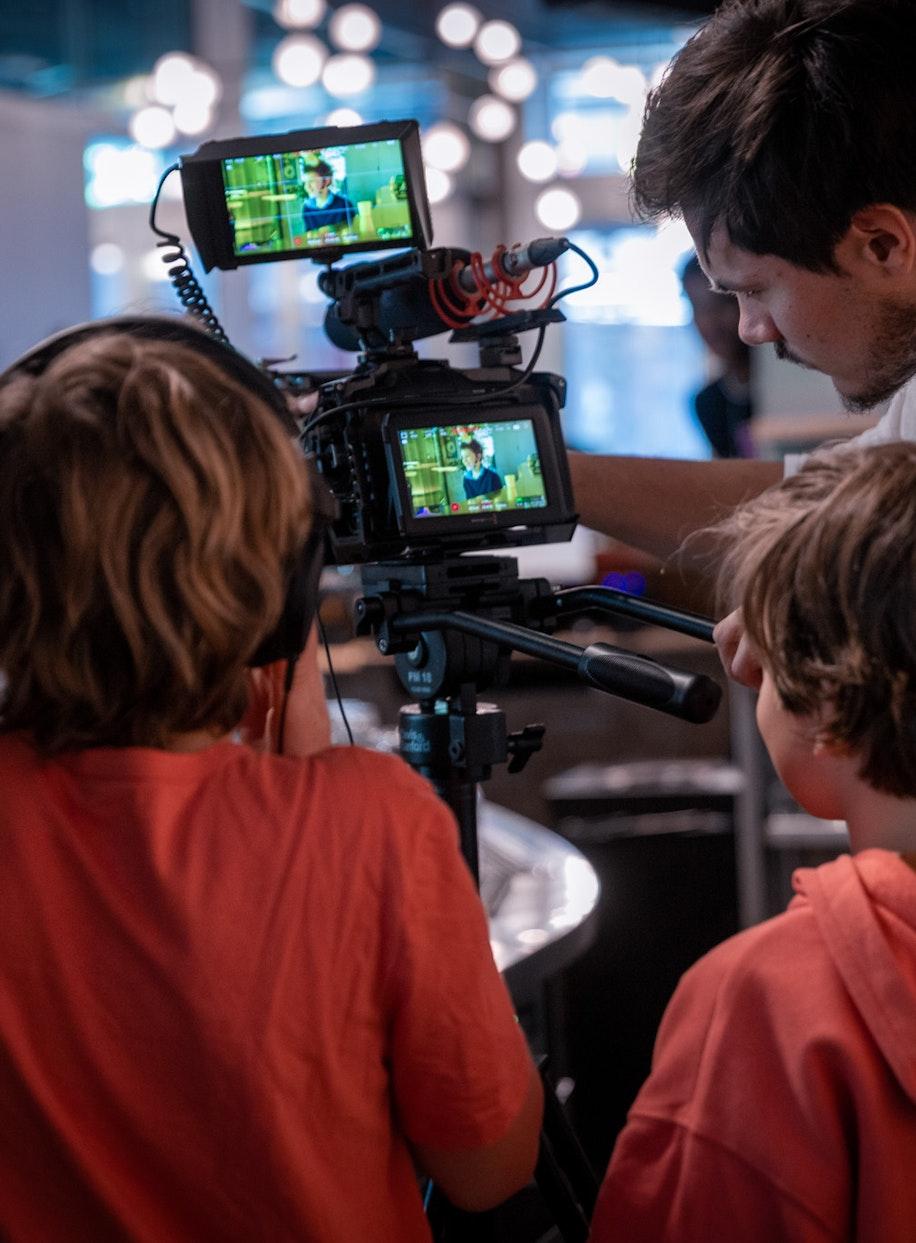 Altro che centro estivo, al Pigneto i bambini diventano registi e girano pure un film Altro che centro estivo, al Pigneto i bambini diventano registi e girano pure un film