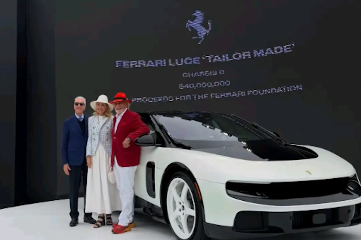 Ferrari Luce, chi è il filantropo Herbert Wertheim che ha acquistato il primo esemplare per 40 milioni Ferrari Luce, chi è il filantropo Herbert Wertheim che ha acquistato il primo esemplare per 40 milioni