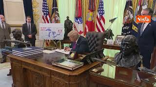 Trump firma ordine esecutivo per cambiare nome al Lago Ontario: Si chiamerà Lago America