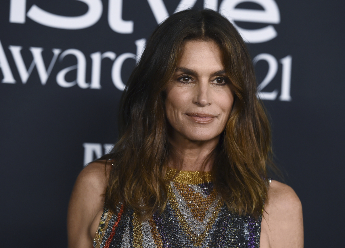 Cindy Crawford, morto il figlio Presley Gerber: aveva solo 27 anni. Il dolore dell’ex top model Cindy Crawford, morto il figlio Presley Gerber: aveva solo 27 anni. Il dolore dell’ex top model