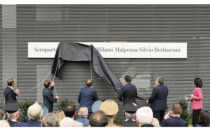 Milano, l’aeroporto di Malpensa intitolato a Silvio Berlusconi: Affaritaliani alla cerimonia al Terminal 1- FOTO Milano, l’aeroporto di Malpensa intitolato a Silvio Berlusconi: Affaritaliani alla cerimonia al Terminal 1- FOTO