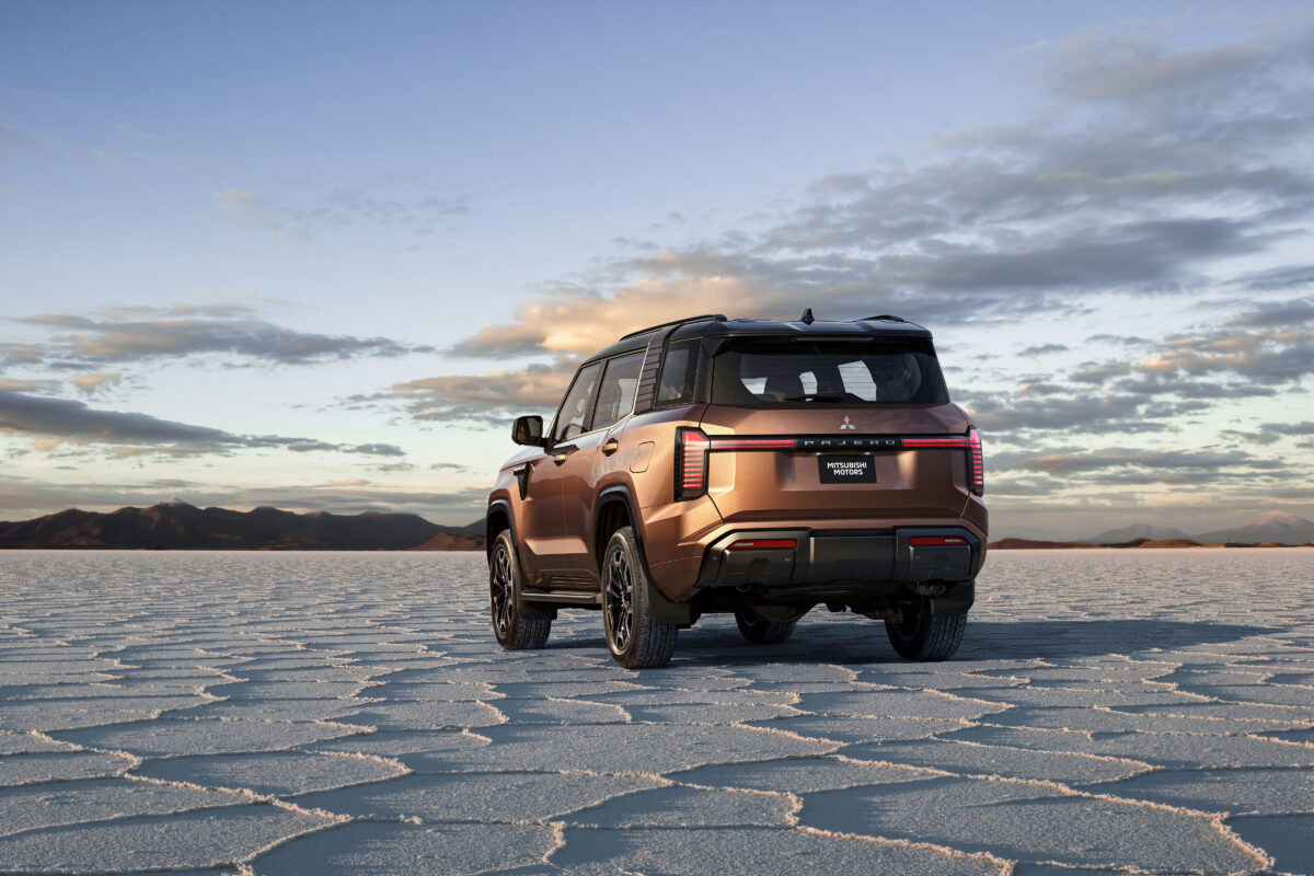 Mitsubishi Pajero, il nuovo SUV punta su 100 mercati