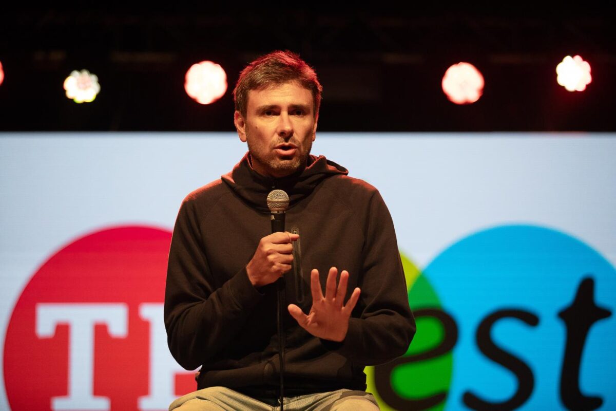 Di Battista operato a Cuba, posticipato il rientro in Italia: come sta l’ex deputato M5S Di Battista operato a Cuba, posticipato il rientro in Italia: come sta l’ex deputato M5S
