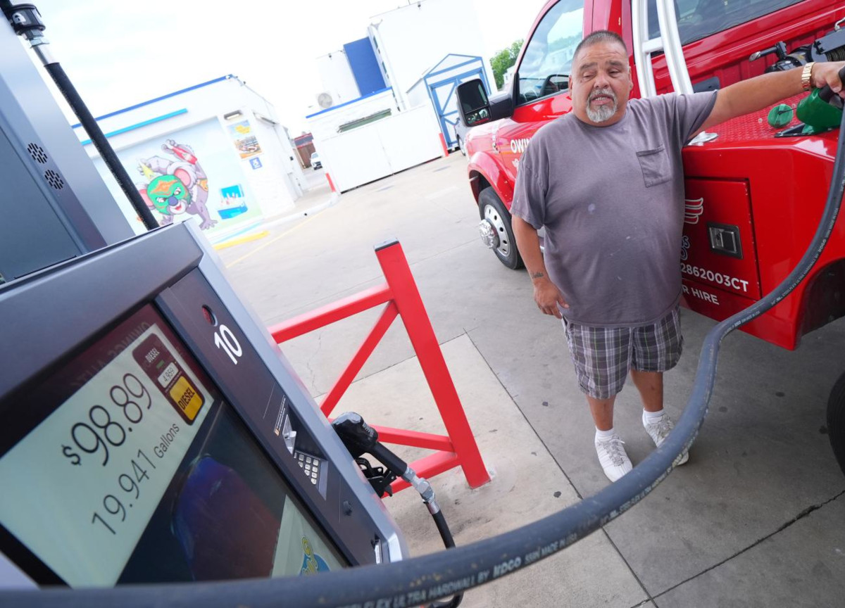 Diesel, brutte notizie: Trump vuole bloccare l’export. Meno carburante in Europa e prezzi alle stelle Diesel, brutte notizie: Trump vuole bloccare l’export. Meno carburante in Europa e prezzi alle stelle