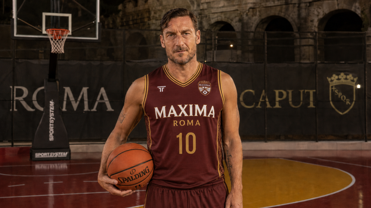 Dal prato verde al parquet: Totti entra nella Maxima Roma di basket e punta all’Europa Dal prato verde al parquet: Totti entra nella Maxima Roma di basket e punta all’Europa