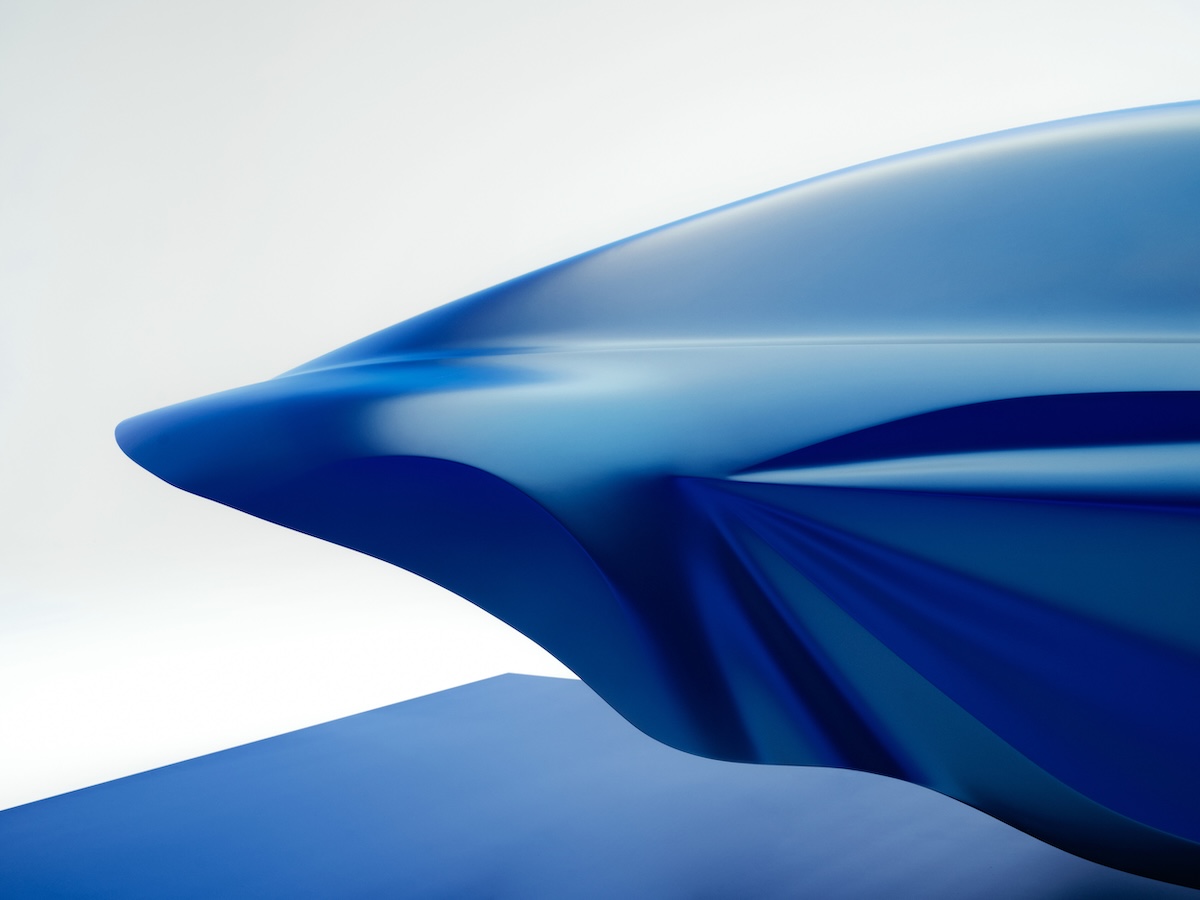 Nuova Alpine A110: una scultura ne svela le forme e anticipa il futuro