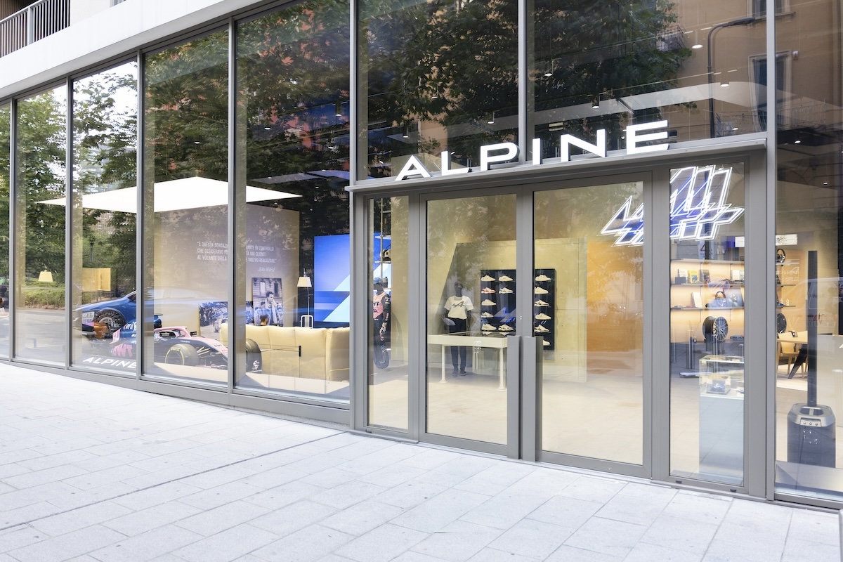Alpine porta la Formula 1 a Milano prima del GP di Monza Alpine porta la Formula 1 a Milano prima del GP di Monza