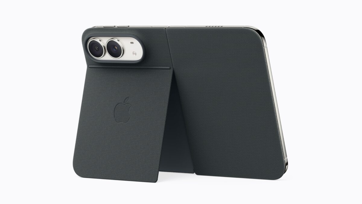 iPhone Duo, quanto costa il primo smartphone pieghevole di Apple e quando arriva in Italia iPhone Duo, quanto costa il primo smartphone pieghevole di Apple e quando arriva in Italia