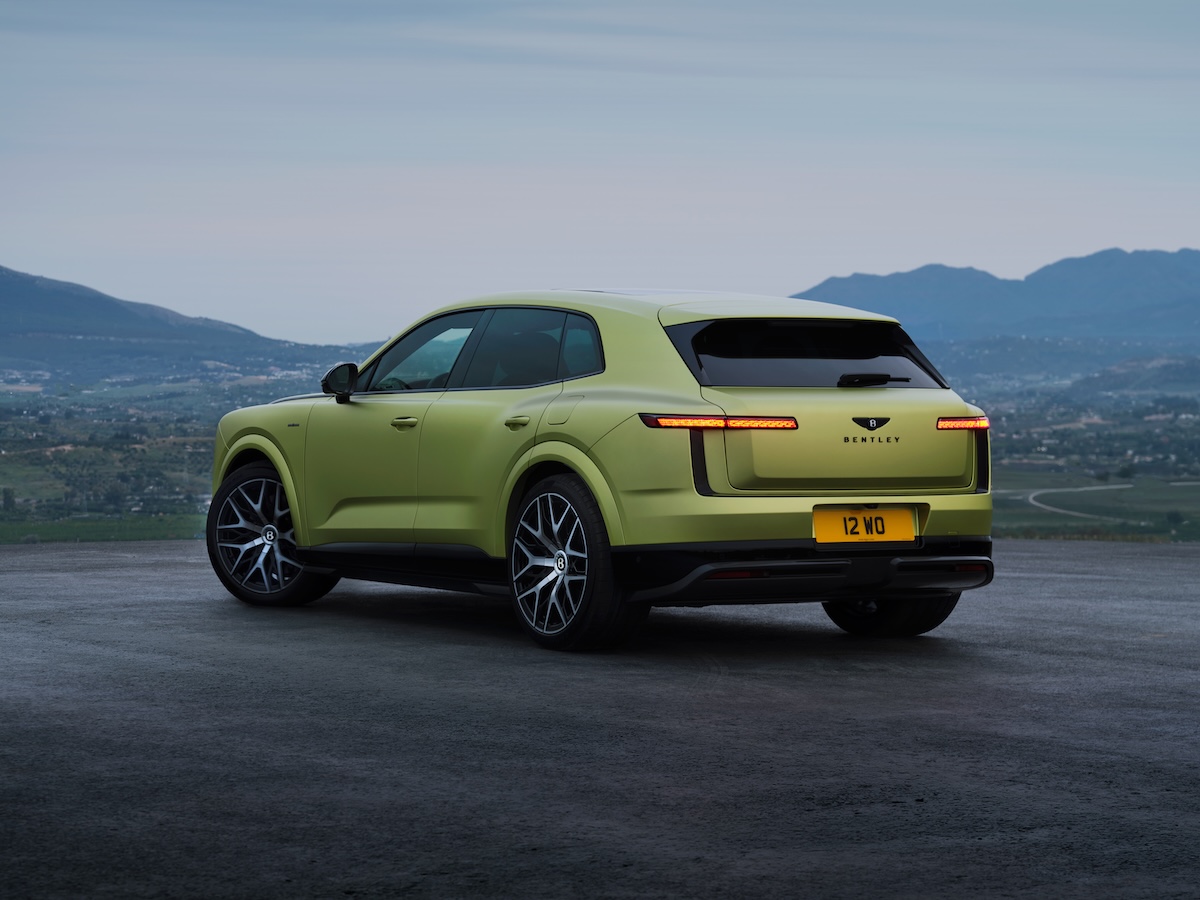 Bentley Torcal: come cambia il lusso con la prima elettrica Bentley Torcal: come cambia il lusso con la prima elettrica