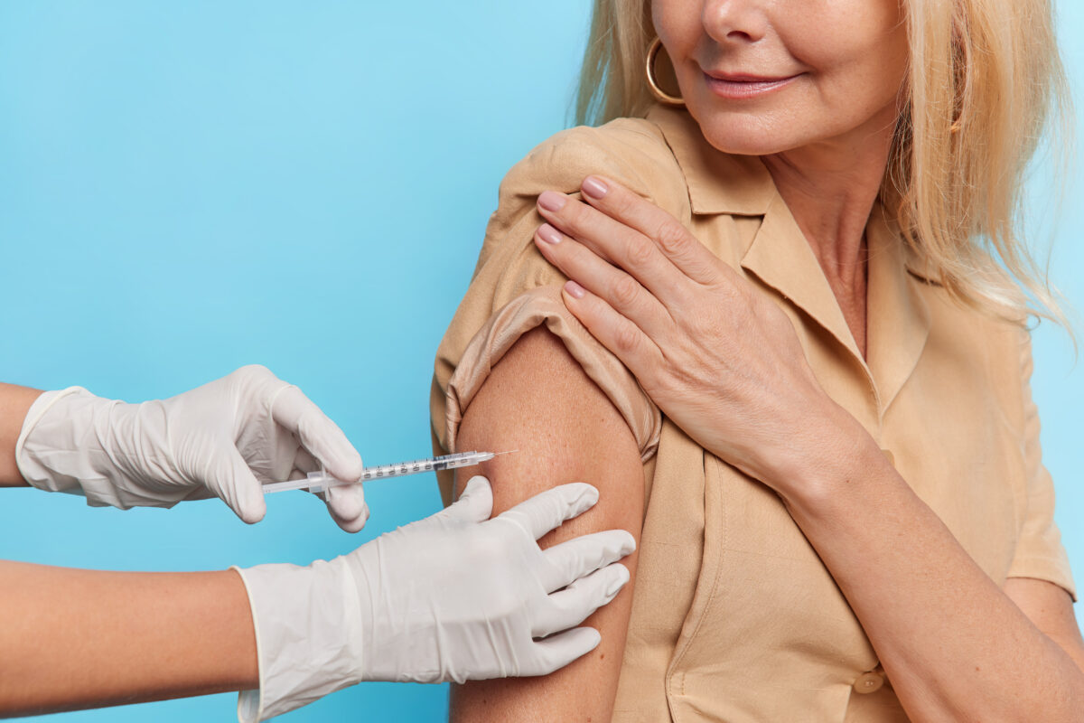 Vaccino antinfluenzale nel Lazio, in partenza la nuova campagna: gratis per gli over 60