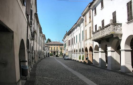 Castelponzone, il “borgo dei cordai” che intreccia memoria, cultura e comunità Castelponzone, il “borgo dei cordai” che intreccia memoria, cultura e comunità