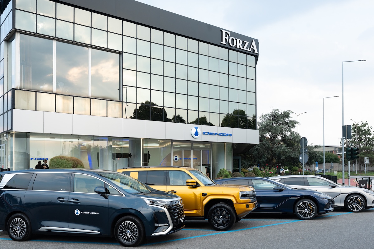 DENZA apre a Torino: primo showroom nel Nord-Ovest DENZA apre a Torino: primo showroom nel Nord-Ovest