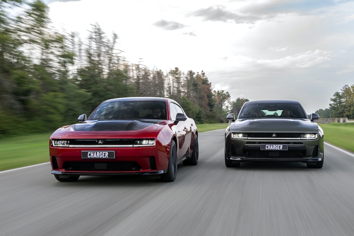 Nuova Dodge Charger, benzina ed elettrico sulla STLA Large Nuova Dodge Charger, benzina ed elettrico sulla STLA Large