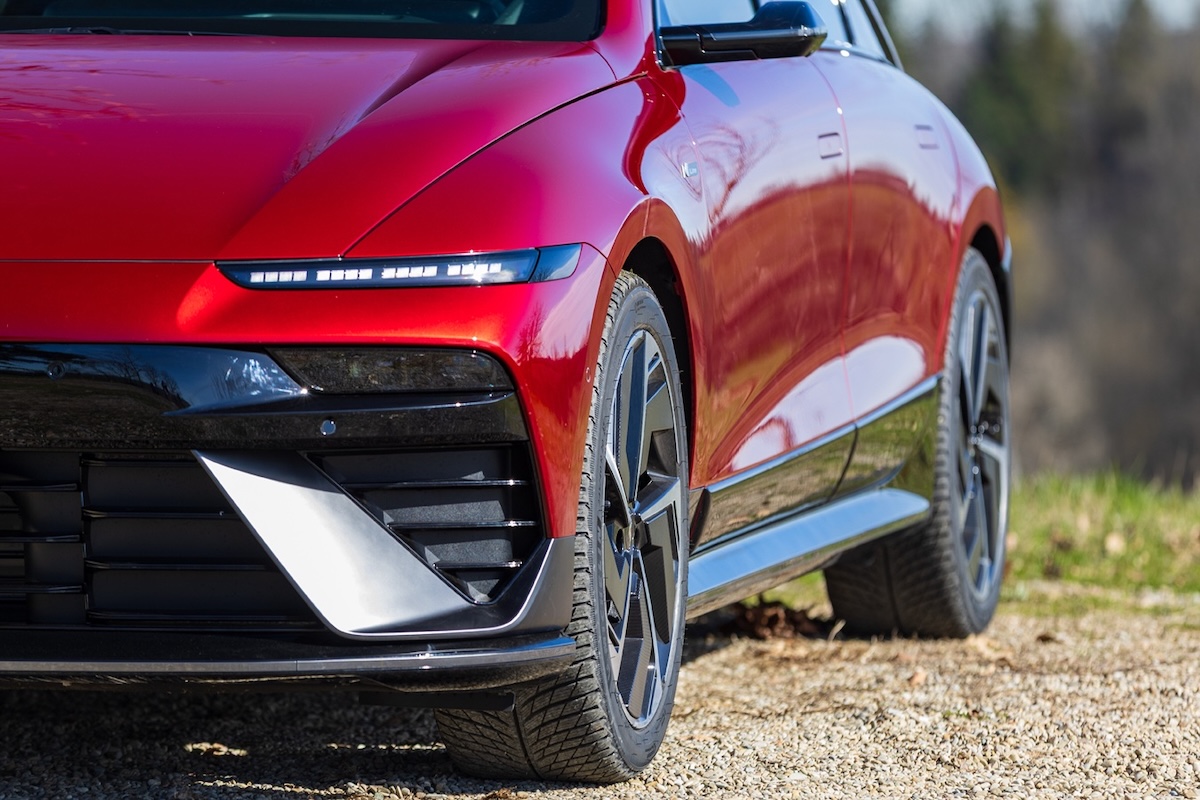 Hyundai IONIQ 6 N Line, più veloce ed efficiente: prezzo e dati Hyundai IONIQ 6 N Line, più veloce ed efficiente: prezzo e dati