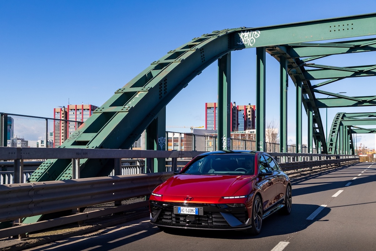 Hyundai IONIQ 6 N Line, più veloce ed efficiente: prezzo e dati Hyundai IONIQ 6 N Line, più veloce ed efficiente: prezzo e dati
