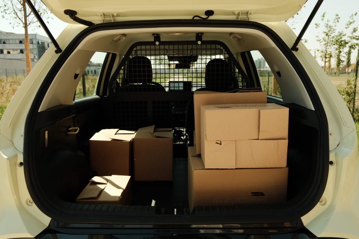 INSTER Van, Hyundai trasforma la piccola elettrica per il lavoro INSTER Van, Hyundai trasforma la piccola elettrica per il lavoro