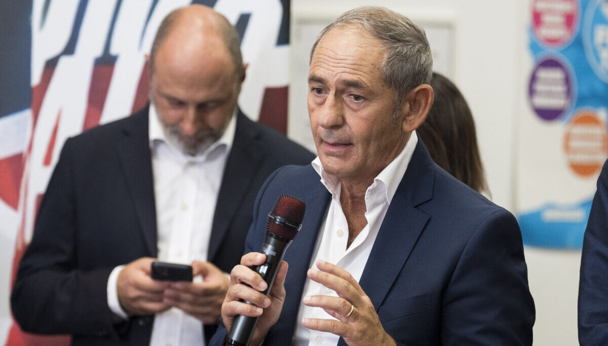 Chi è Tommaso Calderone, il deputato “numero 9” che ha lasciato Forza Italia per andare da Vannacci Chi è Tommaso Calderone, il deputato “numero 9” che ha lasciato Forza Italia per andare da Vannacci