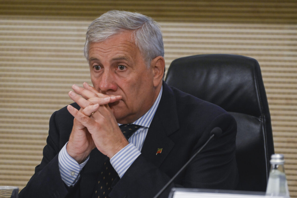 Caso Regeni, i difensori degli 007 egiziani pronti all’Appello. Tajani: “Non copriamo nulla, stupito dalle polemiche” Caso Regeni, i difensori degli 007 egiziani pronti all’Appello. Tajani: “Non copriamo nulla, stupito dalle polemiche”