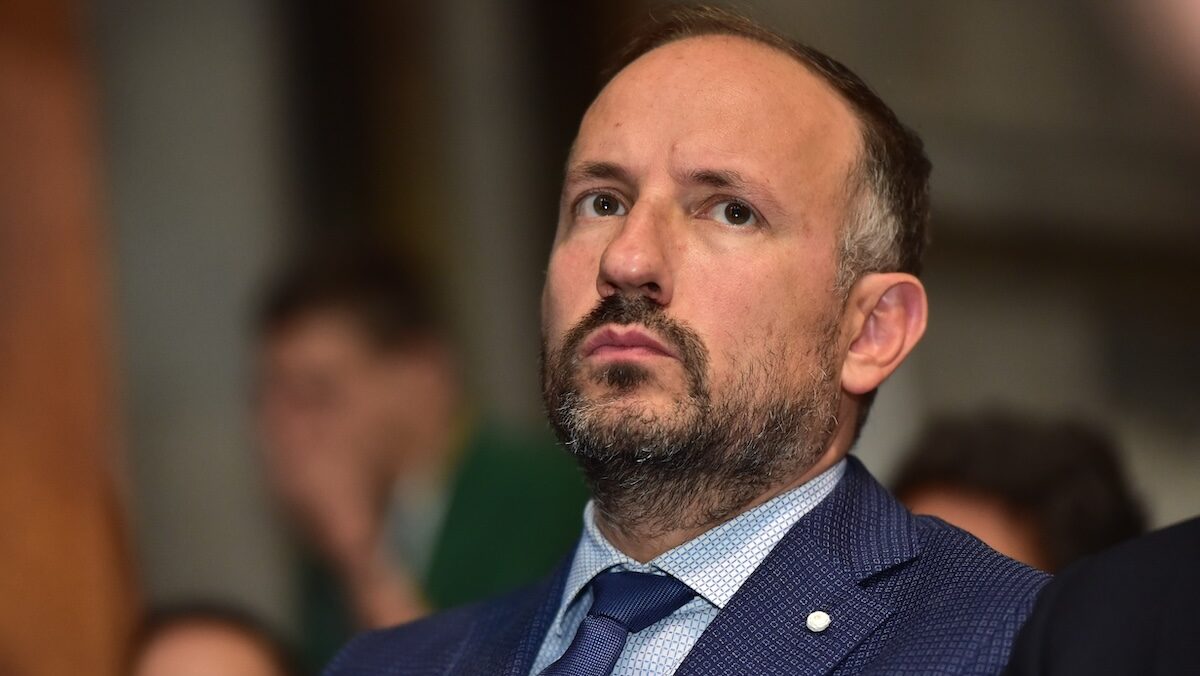 Banca di Asti, la lettera di Rasero ai 2.200 dipendenti: “Quella è la mia Banca” Banca di Asti, la lettera di Rasero ai 2.200 dipendenti: “Quella è la mia Banca”